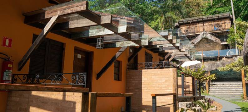 普拉西亚杨奈小屋酒店(Yannai Chalé Praia)图片