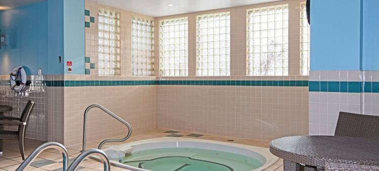 Holiday Inn Express 坎卢普斯(Holiday Inn Express Kamloops)图片