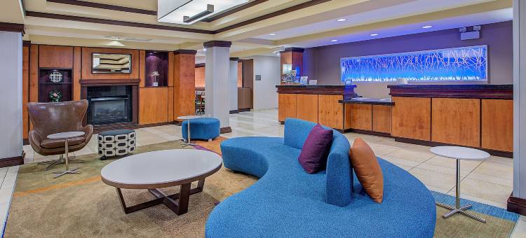 塞维尔维尔柯达万枫套房酒店(Fairfield Inn & Suites Sevierville Kodak)图片