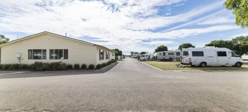 贝纳拉旅游公园酒店(Benalla Tourist Park)图片