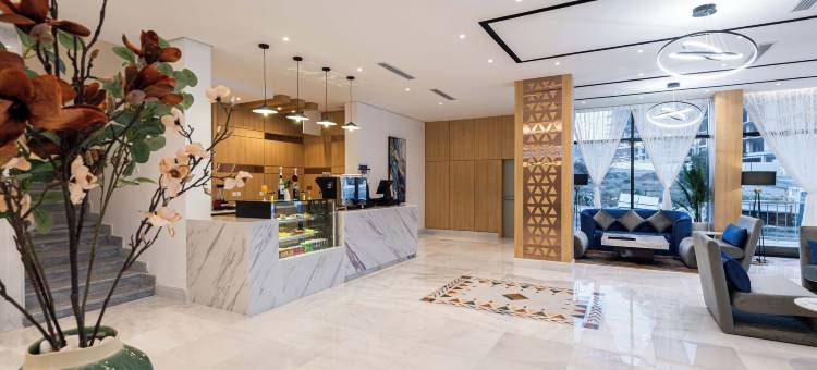 阿尔拉布瓦的阿尔卡斯尔酒店(Al Qasr Hotel - Al Rabwa)图片