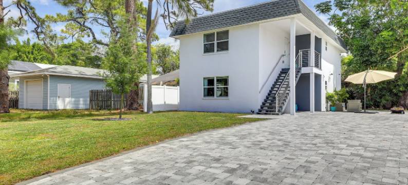 沿海萨拉索塔公寓：离海滩只有几分钟的路程！(Coastal Sarasota Condo Minutes to Beach!)图片