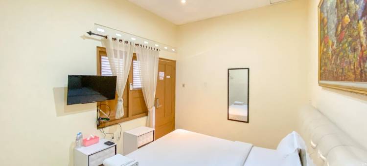 玛拉卡卡图古日惹美特拉红门酒店(Hotel Maerakaca Tugu Yogyakarta Mitra RedDoorz)图片