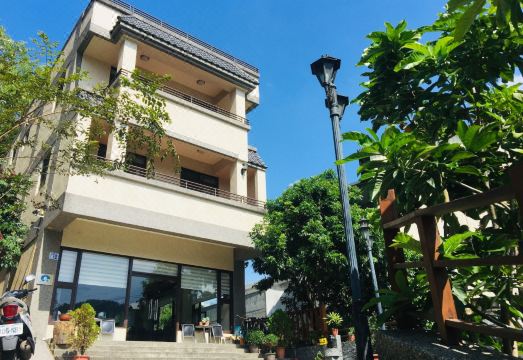 草本生活家民宿外景图