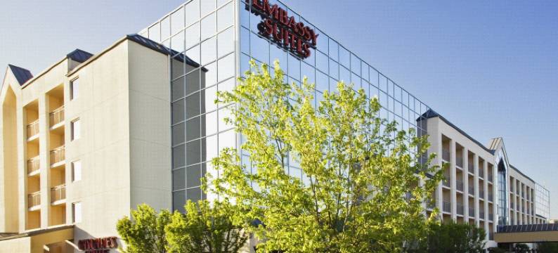 西雅图贝尔维尤希尔顿希尔顿安泊酒店(Embassy Suites by Hilton Seattle Bellevue)图片