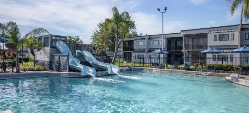 轨道一号度假别墅(Orbit One Vacation Villas)图片