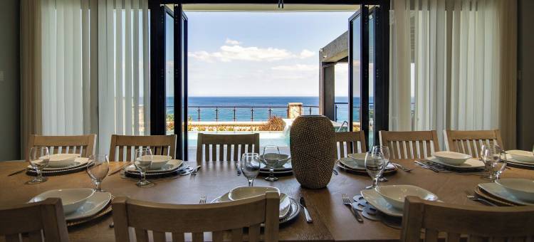 豪华海滨别墅全配员工(Luxury Oceanfront Villa Fully Staffed)图片