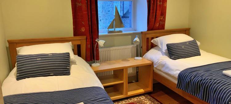 Apartment in Beaumaris with Snowdonia Views图片