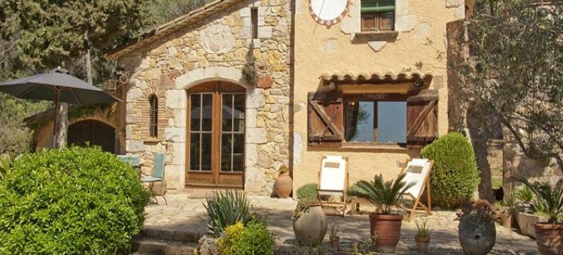 Villa in Spain near Costa Brava图片