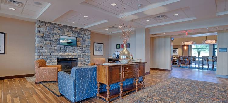 纽约卡泽诺维欢朋酒店(Hampton Inn & Suites Cazenovia)图片