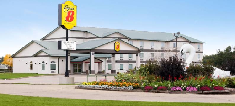 天鹅河速8酒店(Super 8 by Wyndham Swan River MB)图片
