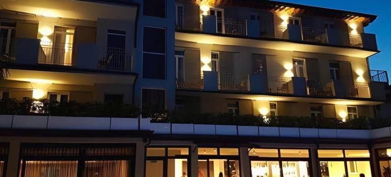 加尔达宫殿水疗酒店(Hotel Palazzo del Garda & Spa)图片