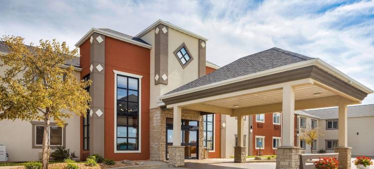 奥科马温德姆豪生套房酒店(Howard Johnson by Wyndham Oacoma Hotel & Suites)图片