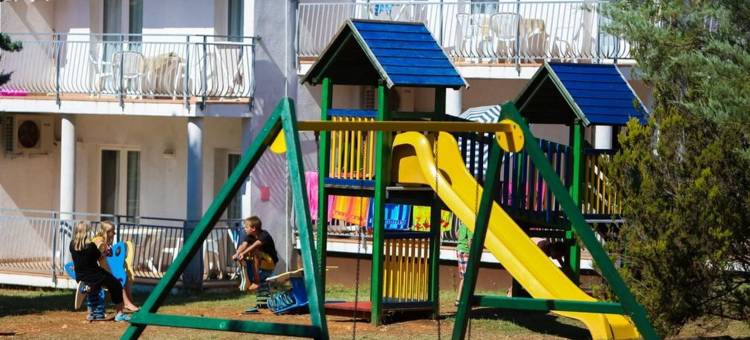 梅杜林艾皮妮假日公园(Ai Pini Medulin Resort)图片