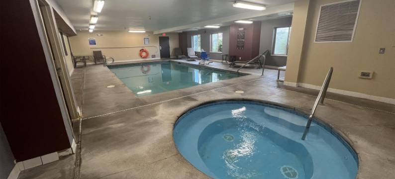 SureStay罗斯堡贝斯特韦斯特酒店(SureStay by Best Western Roseburg)图片