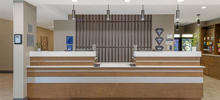 贝斯特韦斯特优质艾桑提优质酒店(Best Western Plus Isanti)图片