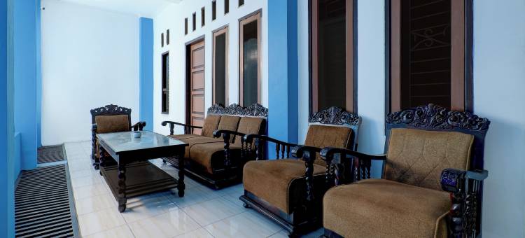 O 94843 伊斯兰酒店哈吉莉莉斯苏卡布米(Hotel O 94843 Syariah Hj. Lilis Sukabumi)图片