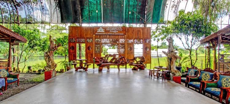 OYO 95018 安格雷克日惹伊斯兰民宿(OYO 95018 Anggrek Homestay Jogja Syariah)图片