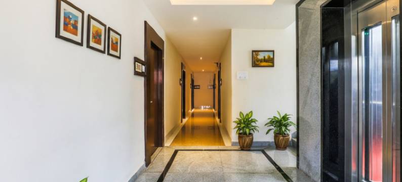 Fabhotel Rr Grand酒店(FabHotel RR Grand - Next to Trendset Mall)图片