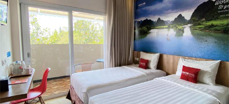 梭罗机场前一酒店(Front One Hotel Airport Solo)图片