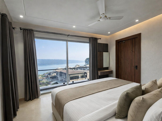 尼拉吉海洋恒河住宿