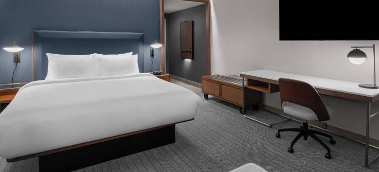 万豪万怡酒店伍德兰德(Courtyard by Marriott Woodland)图片