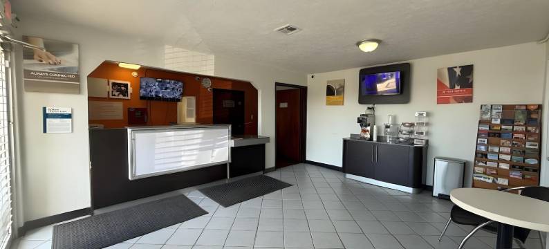 Relax Inn by OYO Columbus OH I 70图片