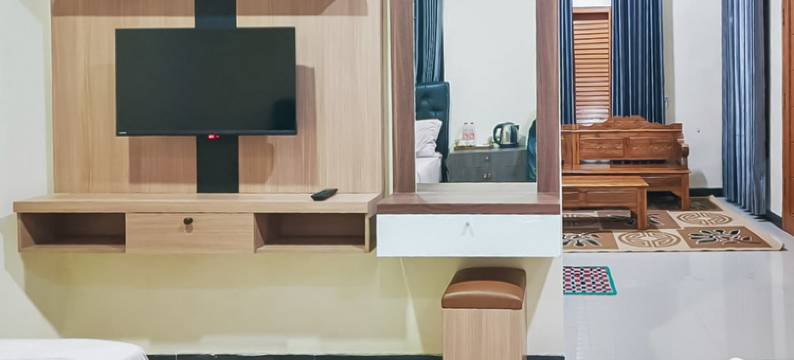 RedDoorz at Guciwan Hotel near Objek Wisata Guci图片