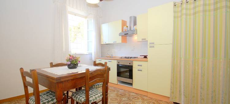 House in Ciciana with Pool and Scenic Views图片