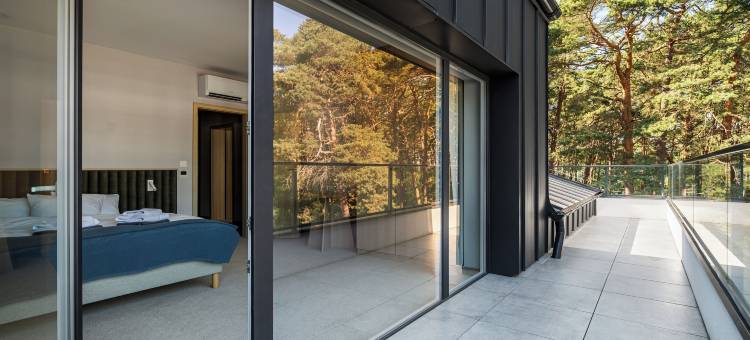 隐藏海岸公寓 - 高级海滨公寓，带泳池，步行2分钟到海滩(Hidden Coast Apartments - Premium Seaside Apartments with Pool, 2-Minute Walk to the Beach)图片