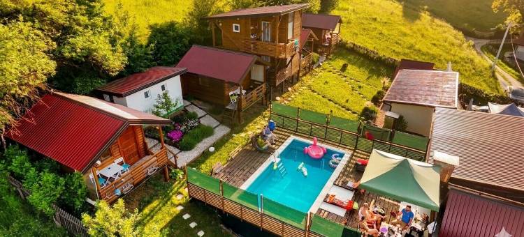波斯尼亚金字塔豪华帐篷住宿(Bosnian Pyramid Glamping)图片