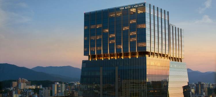 福冈丽思卡尔顿酒店(The Ritz-Carlton, Fukuoka)图片