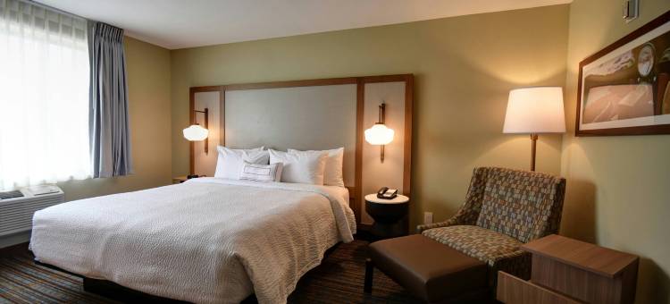 万枫酒店及套房密尔沃基北部(Fairfield Inn & Suites Milwaukee North)图片