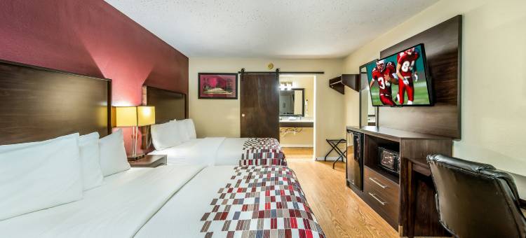 瓦帕科内塔红屋顶套房酒店(Red Roof Inn & Suites Wapakoneta)图片