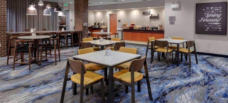 威奇托市中心万枫酒店及套房(Fairfield Inn & Suites Wichita Downtown)图片