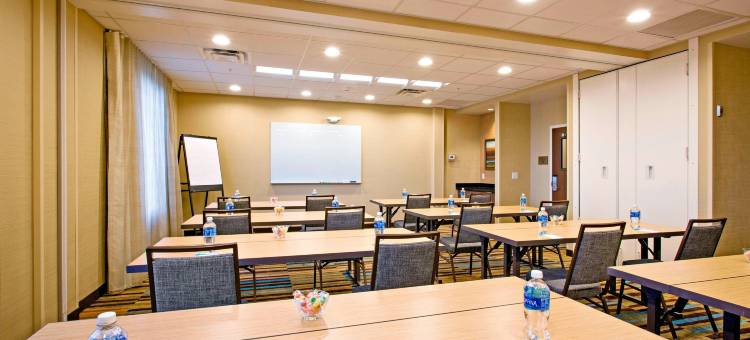凤凰城坦佩/机场万枫酒店及套房(Fairfield Inn & Suites Phoenix Tempe/Airport)图片