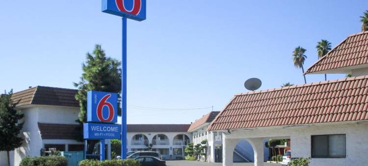 行政旅馆(Motel 6 Fresno, CA)图片