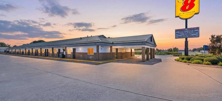 西罗亚斯普林斯速8酒店(Super 8 by Wyndham Siloam Springs)图片