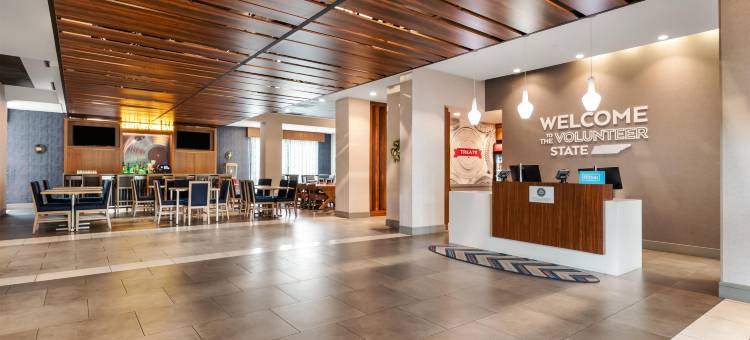 希尔顿纳什维尔机场世纪广场欢朋酒店(Hampton Inn by Hilton Nashville Airport Century Place)图片