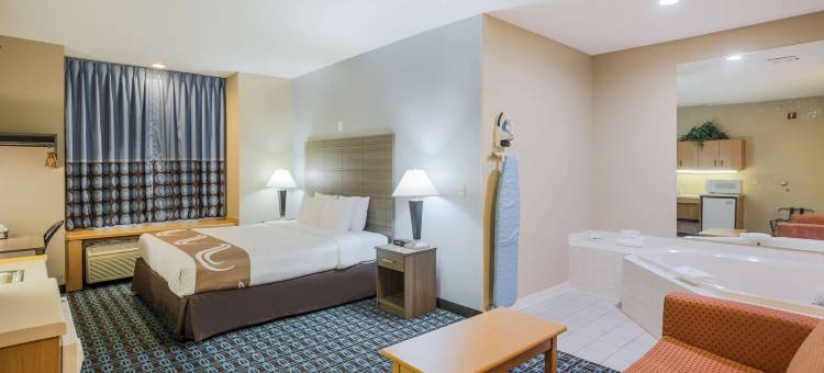 索内斯塔精选酒店及套房堪萨斯城/蓝泉城(Sonesta Essential Hotels & Suites Kansas City Blue Springs)图片