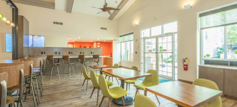 Holiday Inn & Suites 桃树市(Holiday Inn & Suites PEACHTREE CITY by IHG)图片