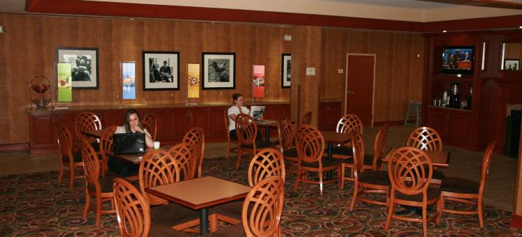 伍德布里奇欢朋酒店(Hampton Inn Woodbridge)图片