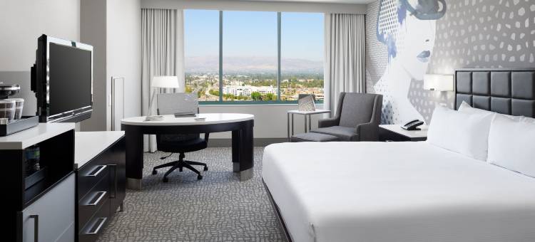 伍德兰希尔斯希尔顿酒店(Hilton Woodland Hills/ Los Angeles)图片