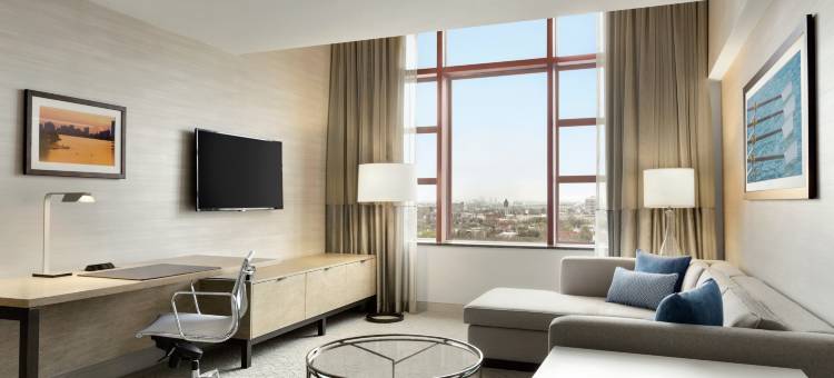 波士顿-剑桥希尔顿逸林酒店(DoubleTree Suites by Hilton Hotel Boston - Cambridge)图片