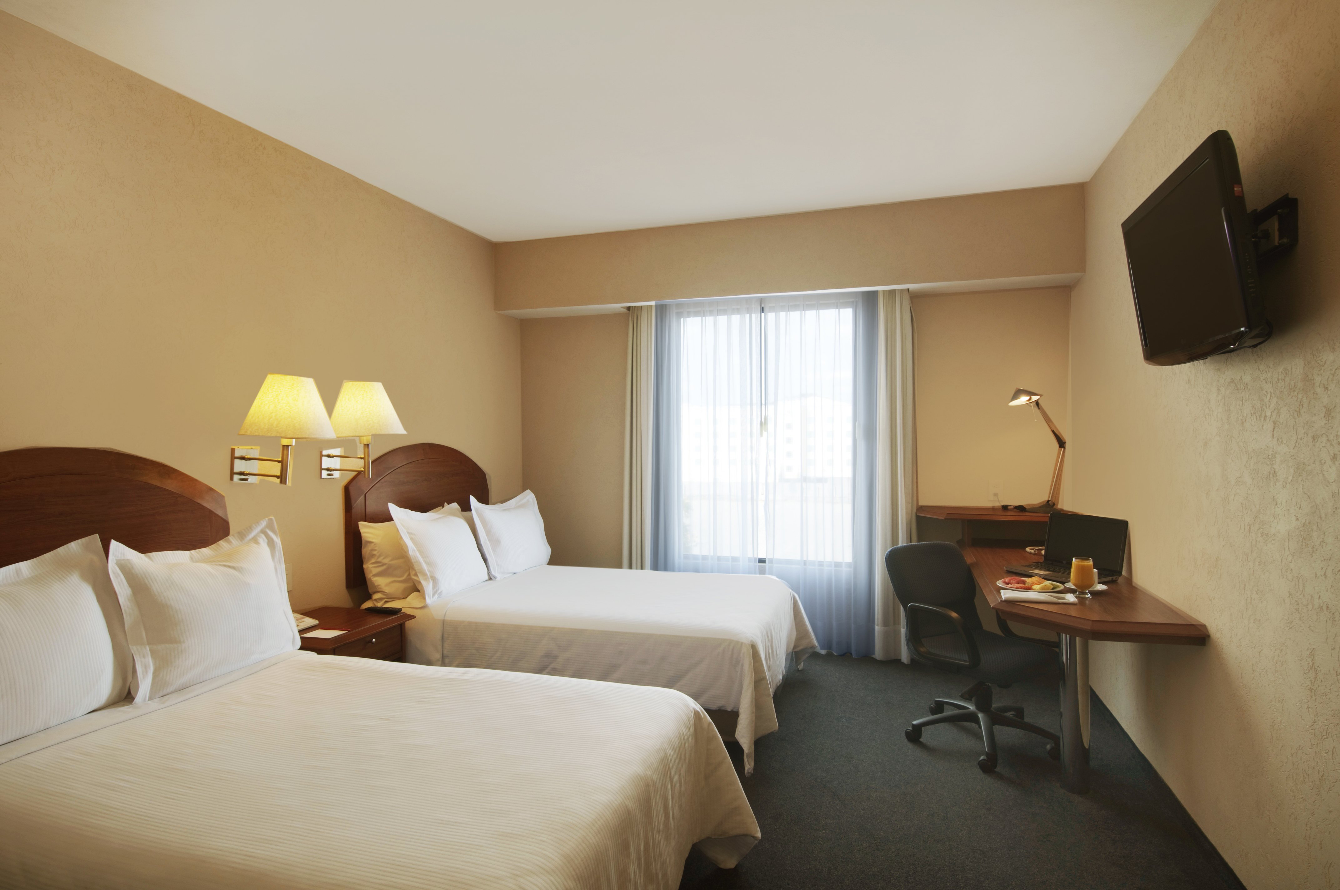 Fiesta Inn Poza RicaOver view