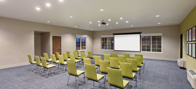 智选假日套房酒店奥克兰机场(Holiday Inn Express & Suites OAKLAND-AIRPORT by IHG)图片