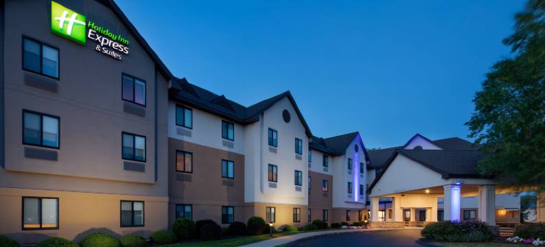 智选假日套房酒店布拉德利机场(Holiday Inn Express & Suites BRADLEY AIRPORT by IHG)图片