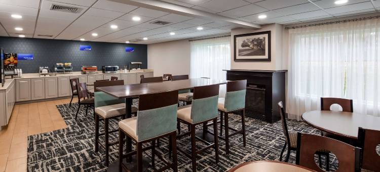 北阿特尔伯勒/普洛敦维士环路贝斯特韦斯特酒店(Best Western North Attleboro / Providence Beltway)图片