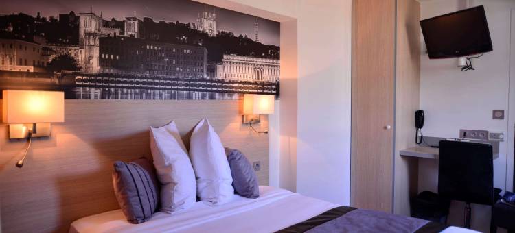 里昂南克里斯城际酒店(Logis Cris Hôtel et Restaurant, Lyon Sud-Est)图片