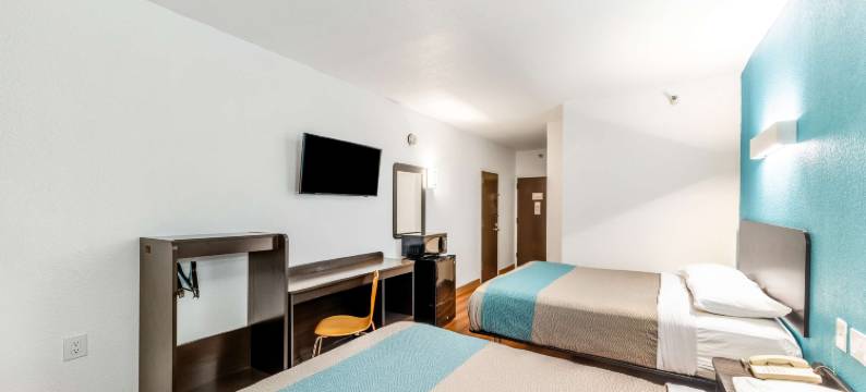 德克萨斯刘易斯维尔 - 医学市 6 号汽车旅馆(Motel 6 Lewisville, TX - Medical City)图片